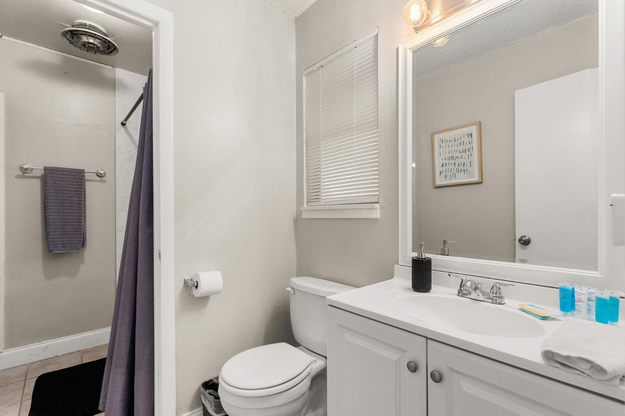 Cozy 3 Bedroom With Hot Tub 2 Min Away From Lackland San Antonio Exterior foto